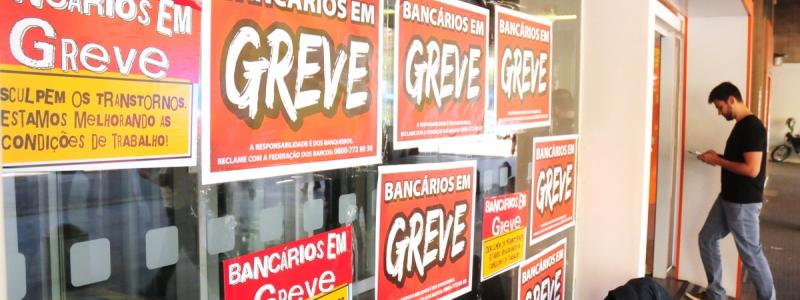 Bancários em greve nacional por tempo indeterminado