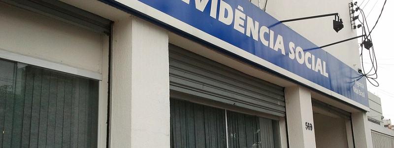 Pais dependententes de filho falecido têm direito à pensão por morte
