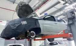 Defeito em carro zero, gerando mero dissabor, não causa dano moral