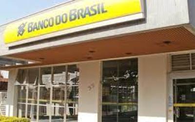 Banco indeniza vítima de golpista