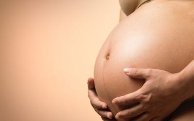 Empresa indenizará gerente obrigada trabalhar em licença maternidade