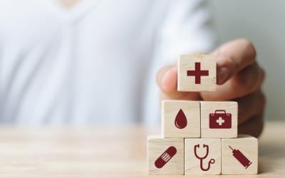 Portadora de câncer será indenizada por negativa de plano de saúde 