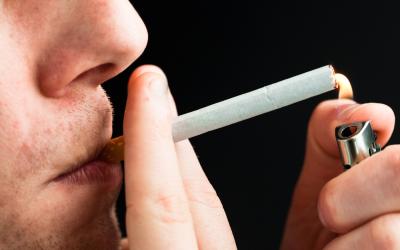 Provador de cigarros será indenizado por doença pulmonar