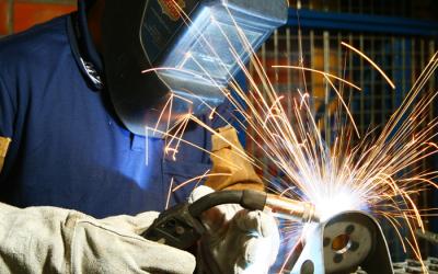 Metalurgico sem depósito do FGTS por dois anos consegue rescisão indireta