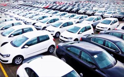 Projeto de lei obriga comerciantes informar situação de veículos