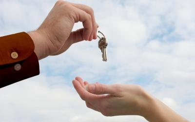 Imóvel entregue com metragem menor gera dever de indenizar