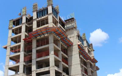 Em razão de atraso, incorporadora restituirá integralmente compradores