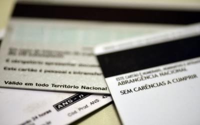 ANS suspende venda de 17 planos de saúde de 3 operadoras